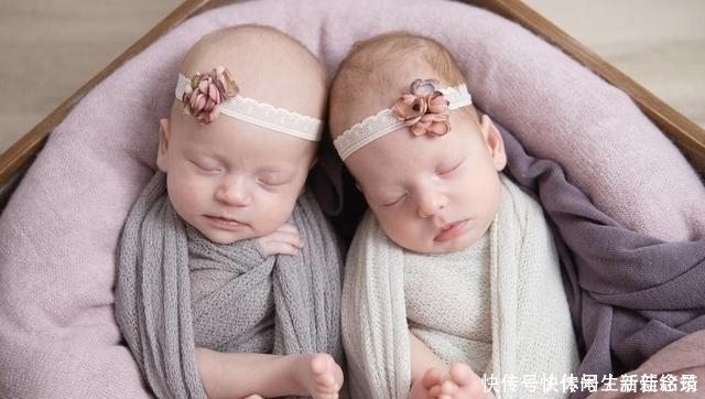 宝宝们|90后孕妈一胎生俩娃,家人高兴迎接双胞胎,医生竟然说不是双胞胎