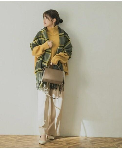 人到中年，建议别穿这3个颜色，容易弄巧成拙