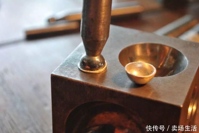 这件暗藏机关的项链，又变手链的可拆搭扣