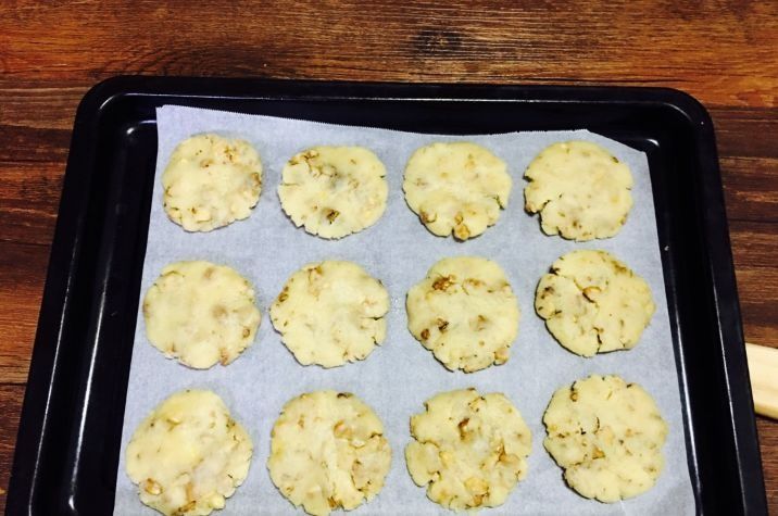 花几千元学做桃酥，现在教你做，酥脆香甜零添加，不比外面卖的差