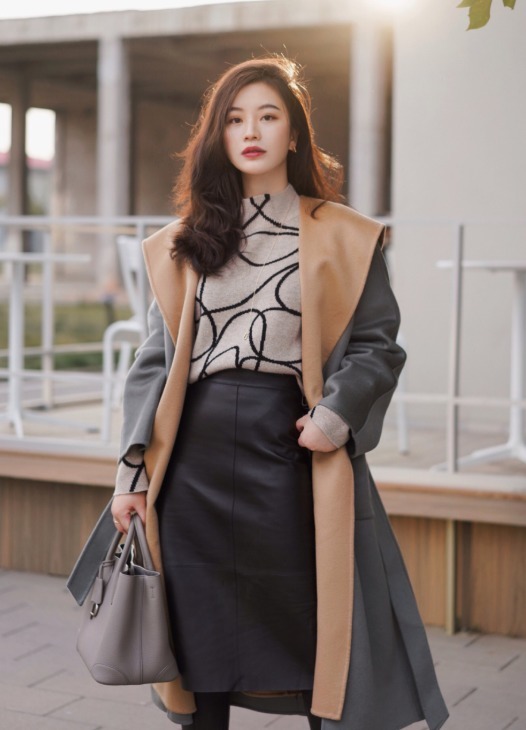 紧身裤|大衣下半身穿什么?这双“长筒靴”才是绝配,让人一秒沦陷!