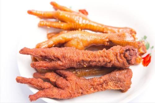 冰水|虎皮鸡爪,怎样才能起虎皮?谨记关键1步,皮酥肉嫩,一嗦就脱骨