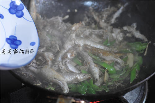 胜过|它比虾还鲜，却比猪肉更便宜，一斤只要5块钱，营养胜过鸡鸭