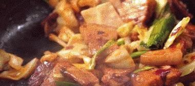  四溢|做回锅肉别傻傻只焯水！多加这一步，肉香四溢，一点都不腻