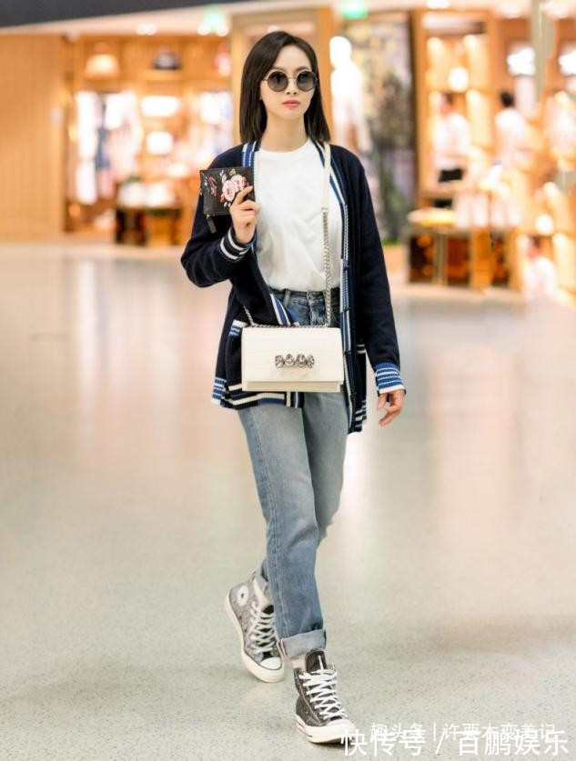 秋天 早秋穿衣越简约越显贵,备齐这“1裤2裙3上衣”就够了,超百搭