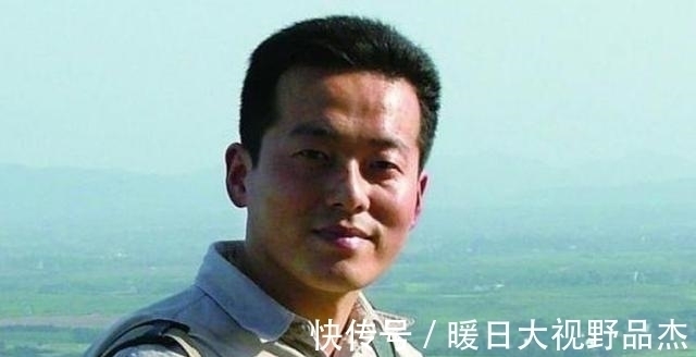 书法艺术$中学老师临摹黄庭坚草书，像胡乱画的草稿纸，结果被列入国展行列