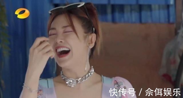 宁静与老板娘互怼，张雨绮笑出表情包，万茜淡定看戏