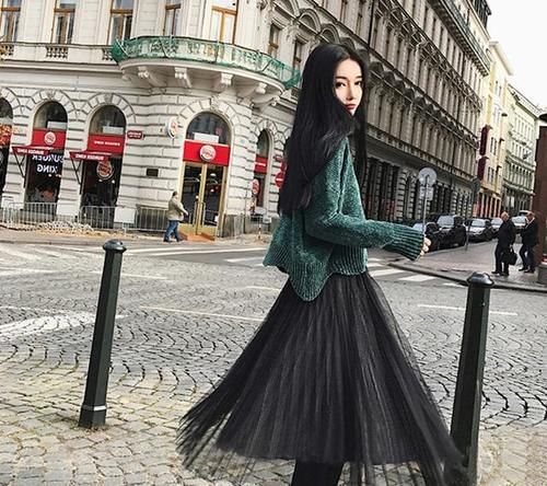  毛衣裙子两|有小肚子的女人，建议穿“轻熟风”套装，时髦百搭又新潮，贼美嫩