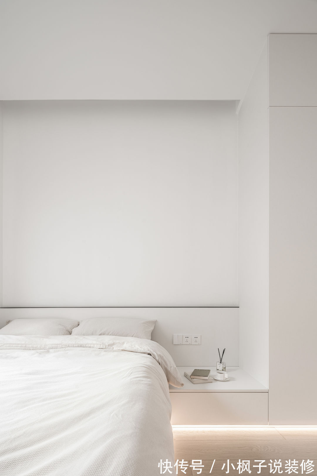 客餐厅|有一说一,还是极简风最耐看!看她家客餐厅,真大气