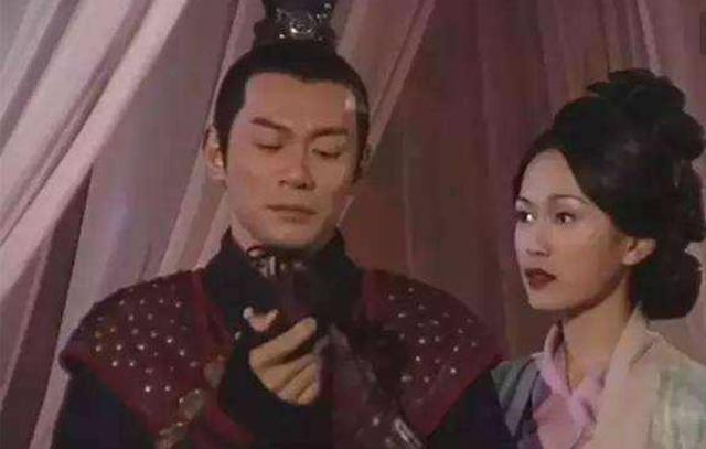 芈八子|这俩太后养情夫还生下孩子，一个被儿子感恩戴德，一个却幽禁而死