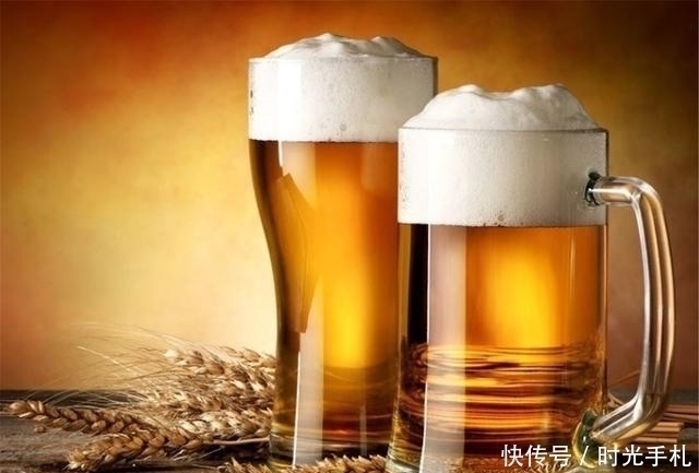 痛风|尿酸高的人,尽量远离3个坏习惯,少吃这5物,痛风或许不来扰