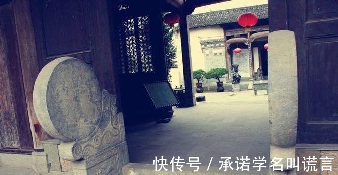 解缙!上联“武大郎人生苦短”,下联这么对太经典了,一般人都能想到