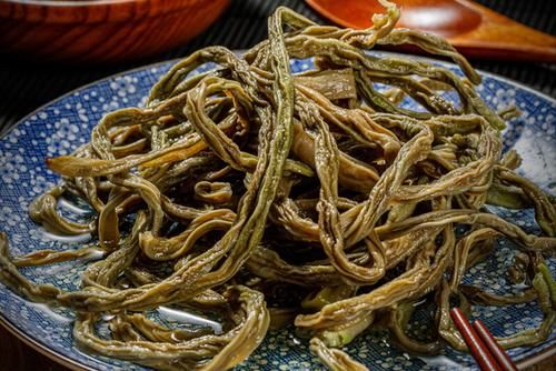炖肉|晒豆角干，还需要焯水吗？教你正确做法，久放不坏，炖肉吃太香了