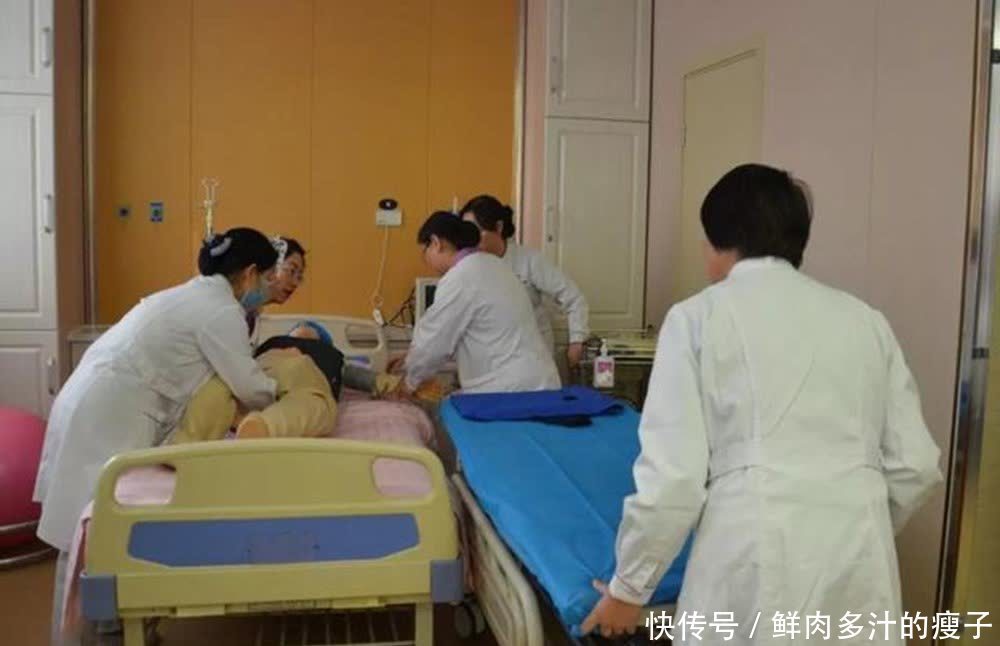 分娩|“孩子都生了咋还不出产房?”顺产后,产妇为何还要观察2小时?