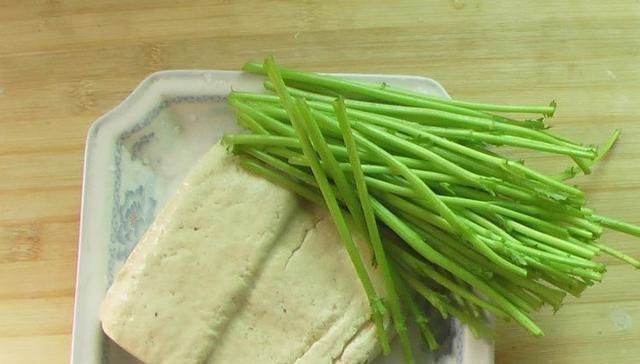 失眠|失眠最怕的菜,睡不着觉的人要多吃,帮助睡眠,一觉睡到自然醒