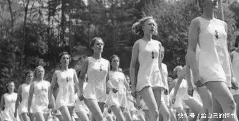 混乱|二战时德国女战士的“私藏照”:T恤制服连连看,私下生活真混乱