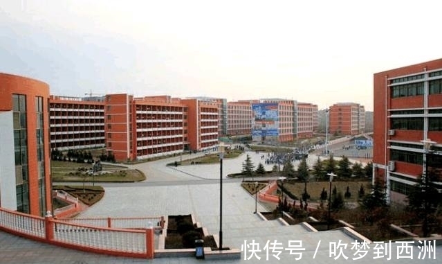 荣成|中国最干净的城市，房价不高，男人看了想买房，女人看了想嫁人