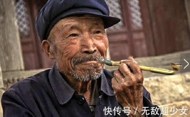 临终前|为什么人在临终前都会大便,你知道原因吗?老人告诉你意想不到的