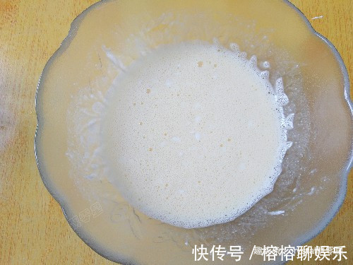 难度|1碗面粉,2个鸡蛋,轻松做出香甜美味的华夫饼,简单易做零难度