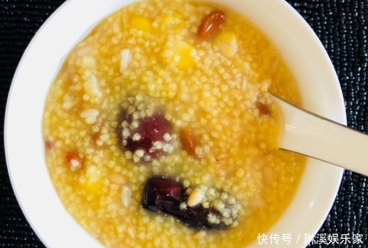 养生|人体湿气重怎么办多吃以下2种健康养生粥,补气血健脾胃助睡眠