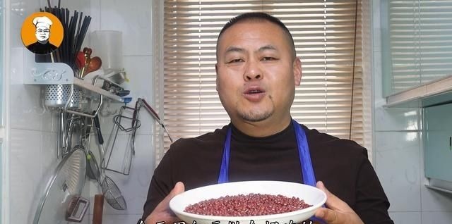 90岁老奶奶吃了60年红豆的养生做法，不打豆浆不熬粥，越吃越精神