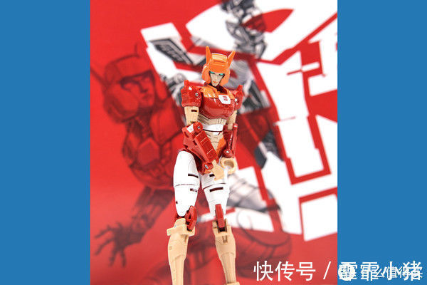 bet擎天柱的一生挚爱:变形金刚网飞限定 塞伯坦之战艾丽塔