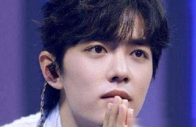 电台|肖战1005电台第一期感动上线这是专属于虾虾们的净土,夜听流泪