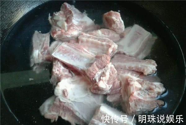 白沫|炖肉出的白沫，是营养还是脏东西切记这一步，猪肉鲜嫩无腥味