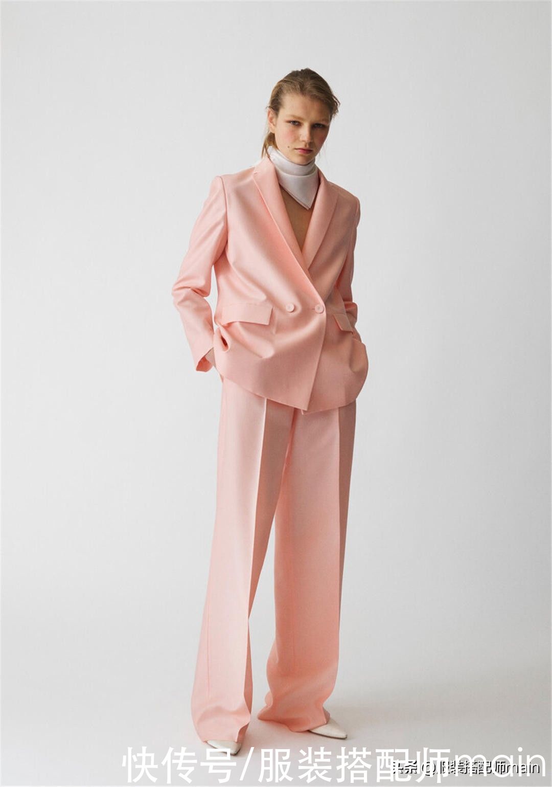 小黑裤已经过时了？今年这3种颜色的裤子才让人眼前一亮