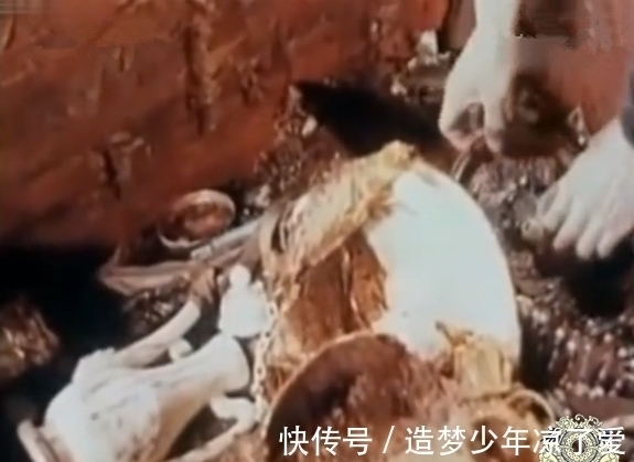 考古人员#直击1956年定陵发掘现场:代价惨痛、教训深刻,从此不再挖帝王陵