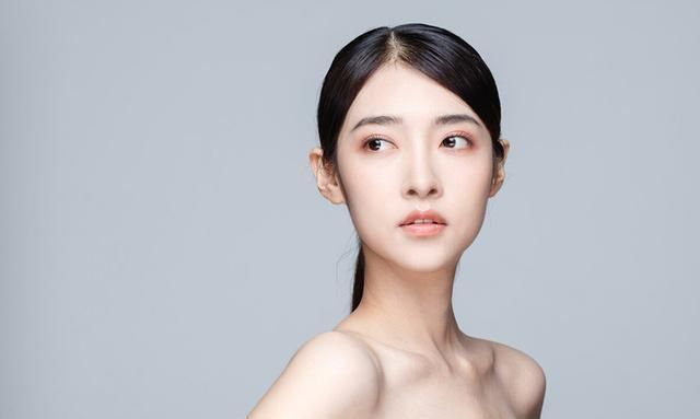 “以油养肤”才是干皮的生存之道,不要再执着于“补水”了!