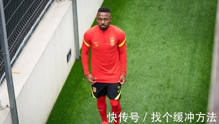国足|归化国脚费南多仍想为国效力，本人已有新消息，何时归队很关键！