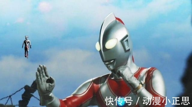 特技|谁说演奥特曼必须穿皮套？他带着特技上镜，身上肌肉一清二楚