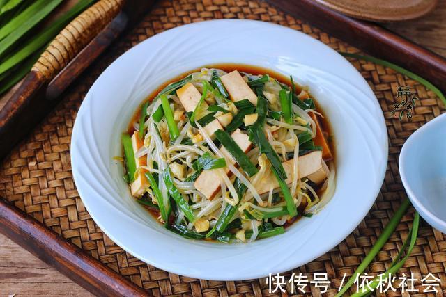 凉菜是夏天餐桌上的主角，分享7道家常凉拌菜，上桌比热菜受欢迎