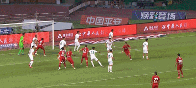 上场|卡兰加：中场休息时教练让我们坚持打法，很开心上场就进球