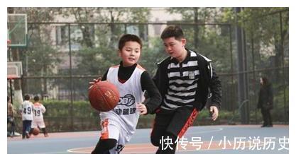 婷婷玉|11岁女童一年长高25公分,儿科主任,3种食物是长高的加速器