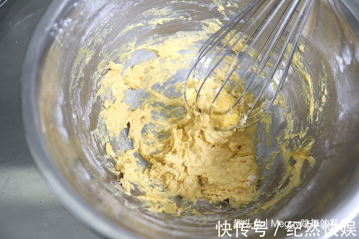 细砂糖|无油无水南瓜泥戚风蛋糕，又高又暄需2点，连普通蛋糕都不在话下