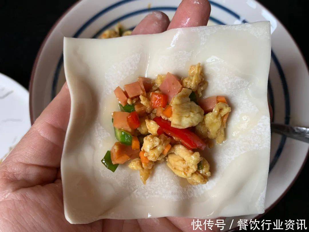  懒人最爱的开工早餐，不用和面不用擀，10分钟搞定零失败！