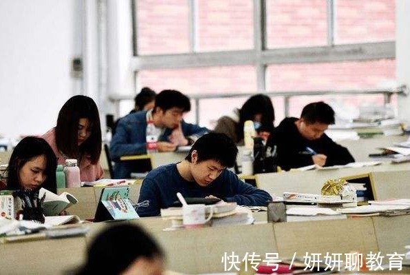 学生|考研刚结束，新一届考研大军奔向自习室抢位，过来人：后期少一半