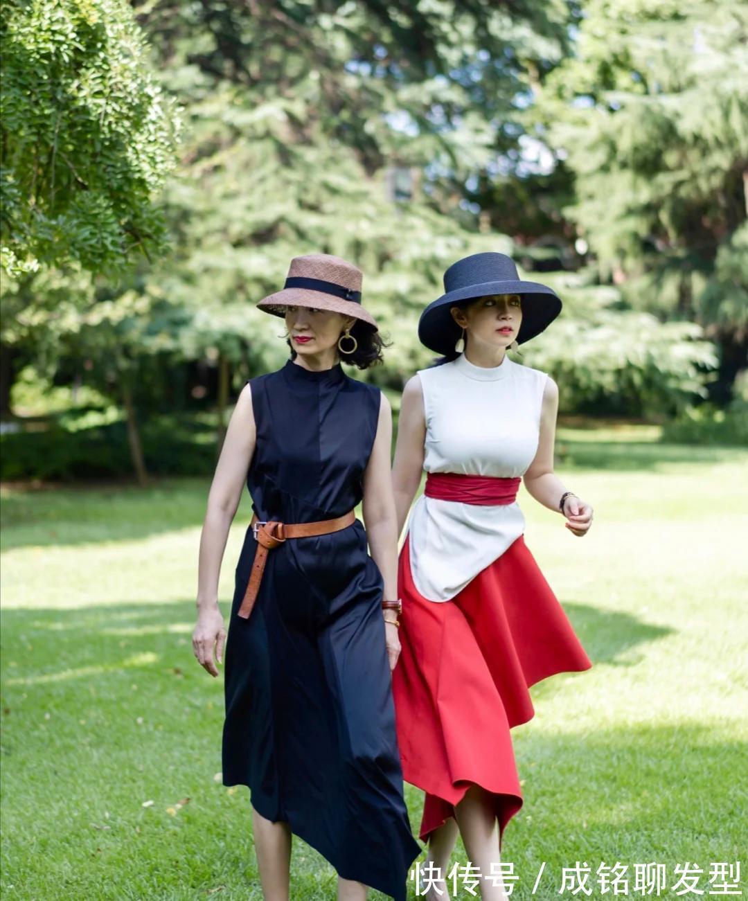 马甲|妈妈们也要时尚过夏季,这些妈妈级的博主真会穿,不仅减龄还高级