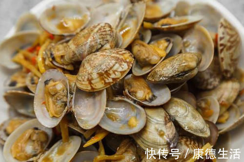 焯水|炒花甲还在焯水？难怪肉又老又小，教你1个妙招，鲜嫩入味还没沙