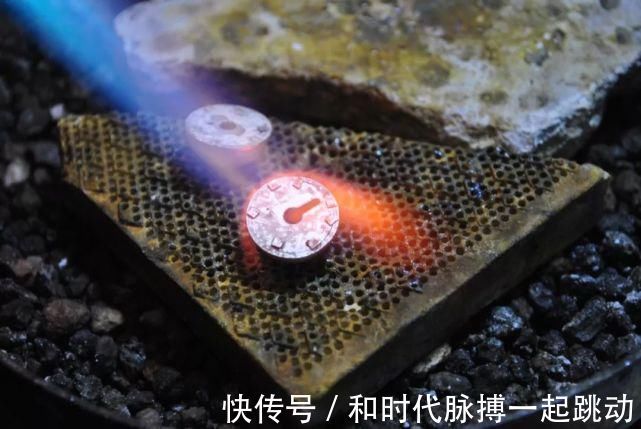 机关|这件暗藏机关的项链，又变手链的可拆搭扣