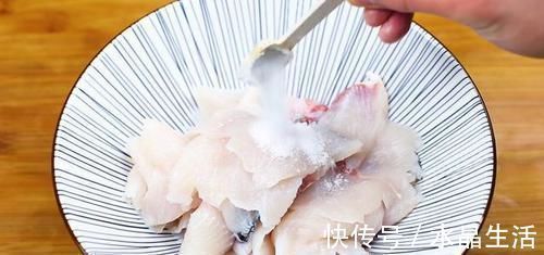 鱼片怎么腌才嫩滑爽口？饭店大厨教你一个小秘诀，顺序一定不能错
