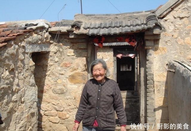 杨子荣|侦察英雄杨子荣后代怎样了过继儿子依然健在,三代当兵报效国家