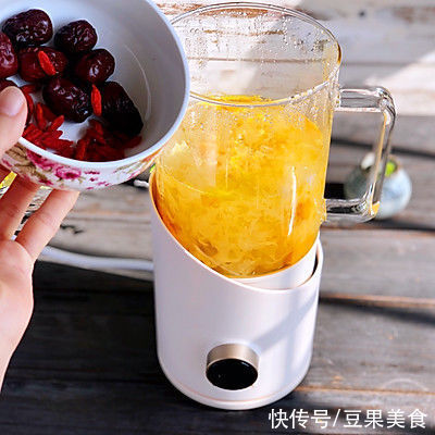 做了南瓜红枣银耳汤挑剔的老公竟然吃了3大碗