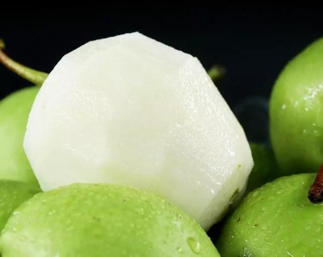 果肉|建议中老年人小暑前后,若条件允许,这5种水果每天可多吃一点