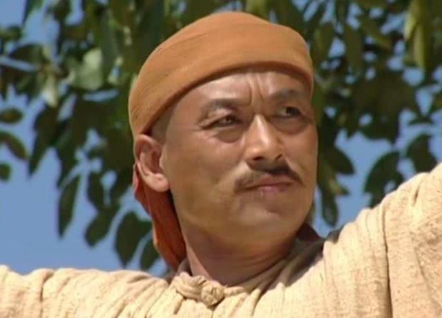 洪秀全|洪秀全为何能从落魄文人发展成天王?其中一个人起了关键作用