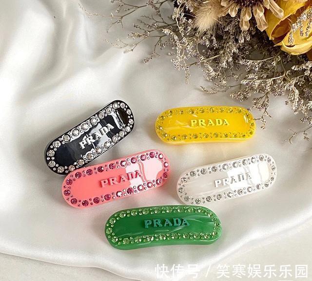 李莫愁 时隔26年,奢侈品把“李莫愁同款”搬上时装秀,这操作太洋气了