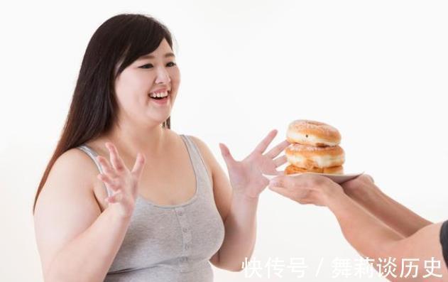 反弹|晚上空腹跑步60天,减掉28斤,他却后悔不已!减肥真相往往反常识