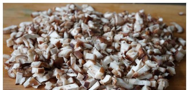 2块钱饺子皮简单一做，10分钟解决全家人早餐，再也不用吃馒头